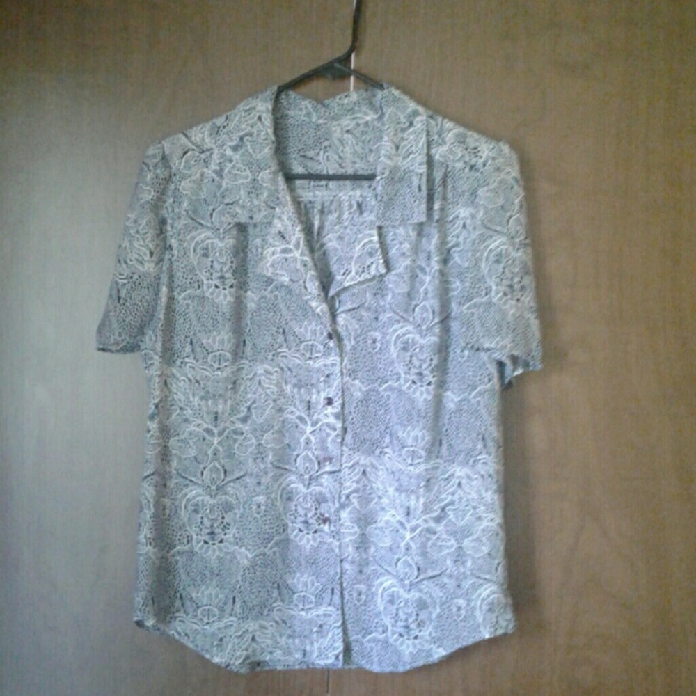 Women's shirt.